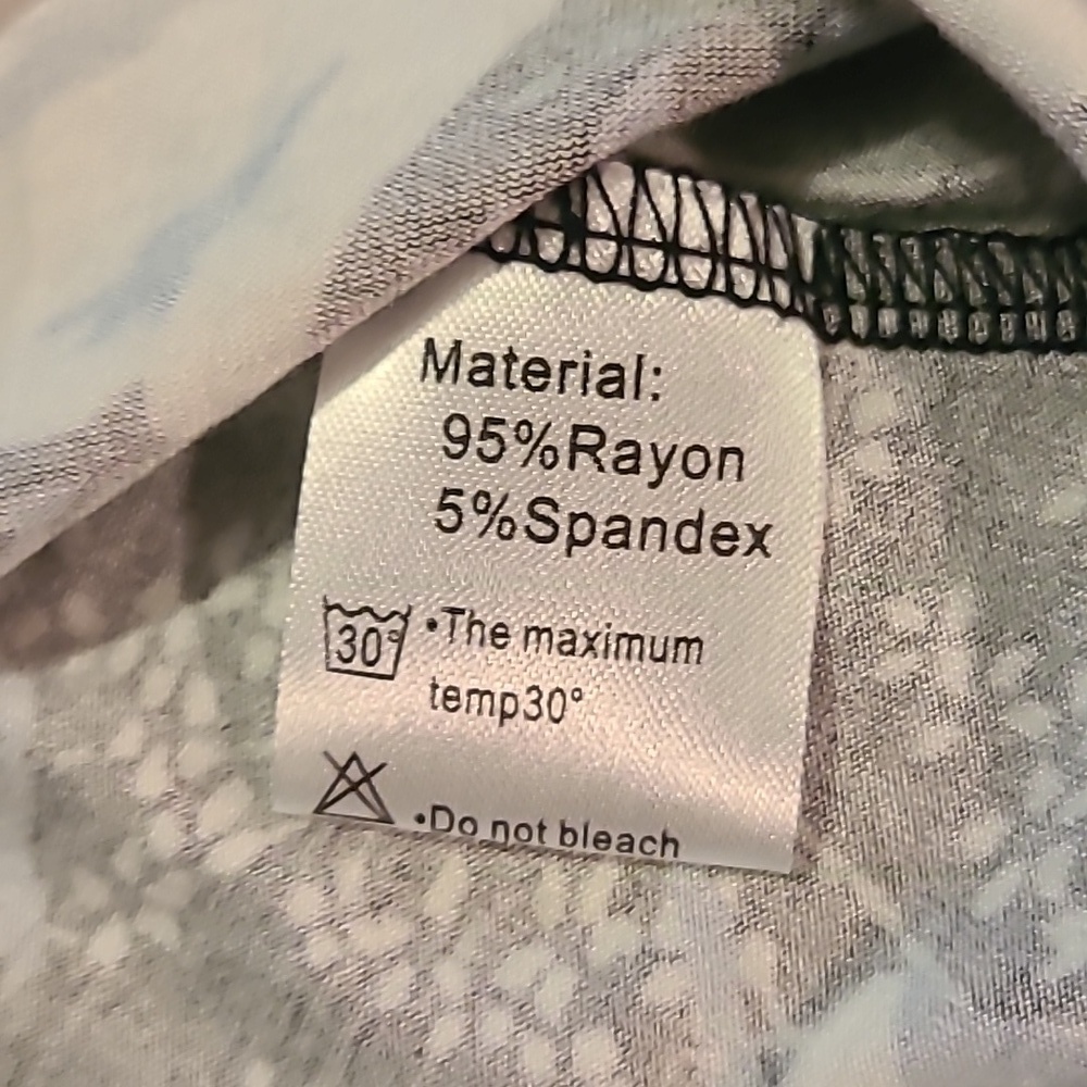 Cathy NWT Floral Shirt - Ladies 2XL - Picture 8 of 9